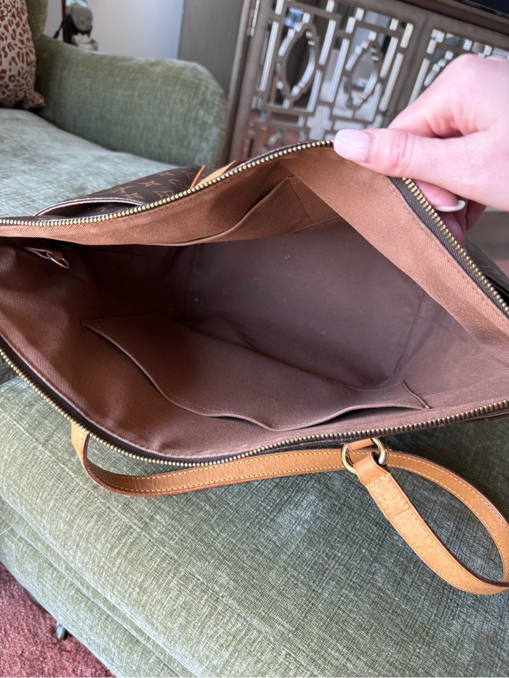 Louis Vuitton Monogram Canvas Brown Tote with Vachetta Leather - Picture 6 of 8